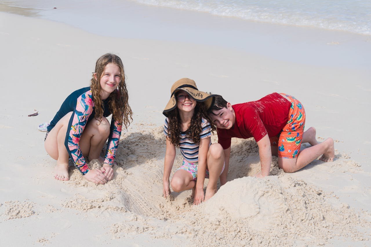 What to Pack for a 2-week Beach Vacation.